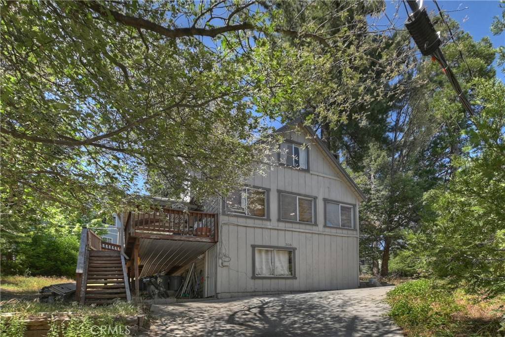 316 La Casita DR, Twin Peaks, CA 92391
