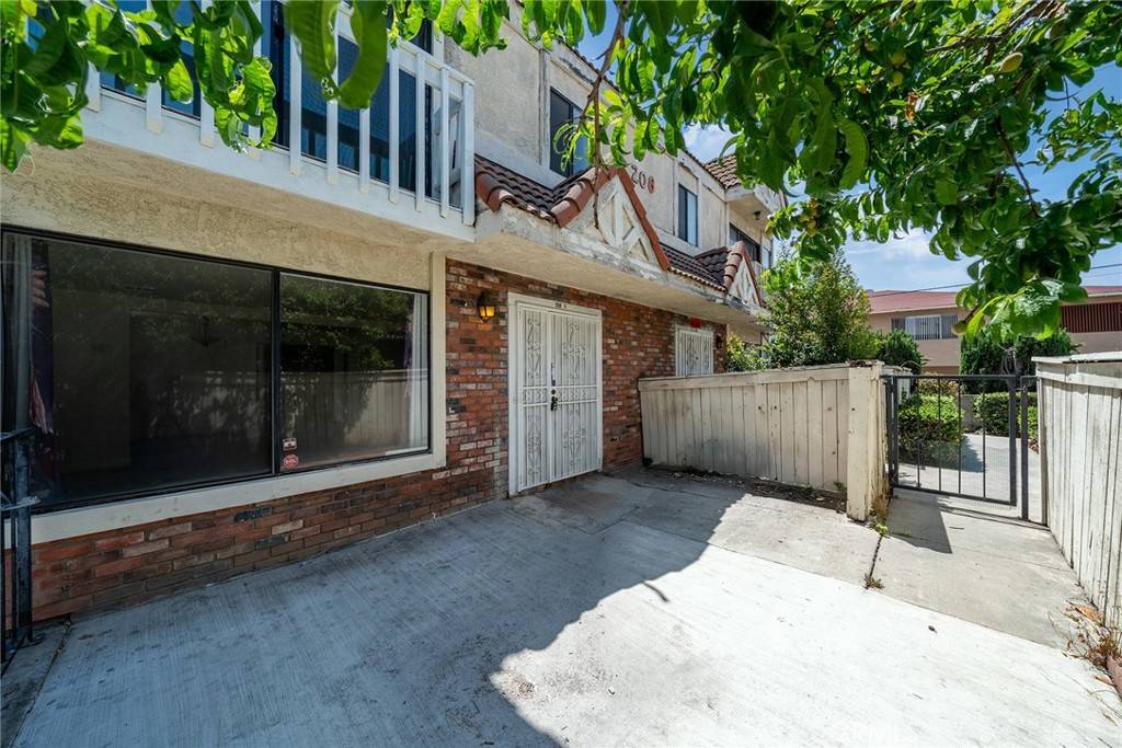 Monterey Park, CA 91755,208 N Nicholson AVE #B
