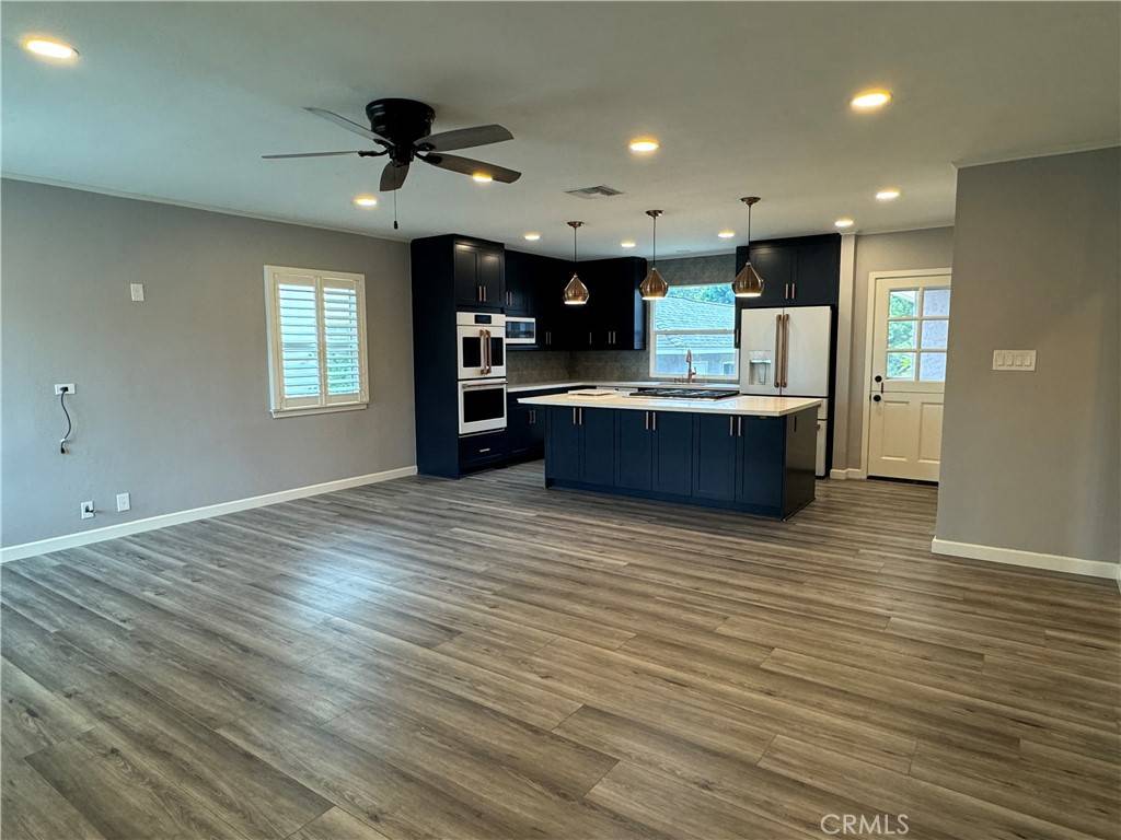 Ontario, CA 91764,204 E I ST