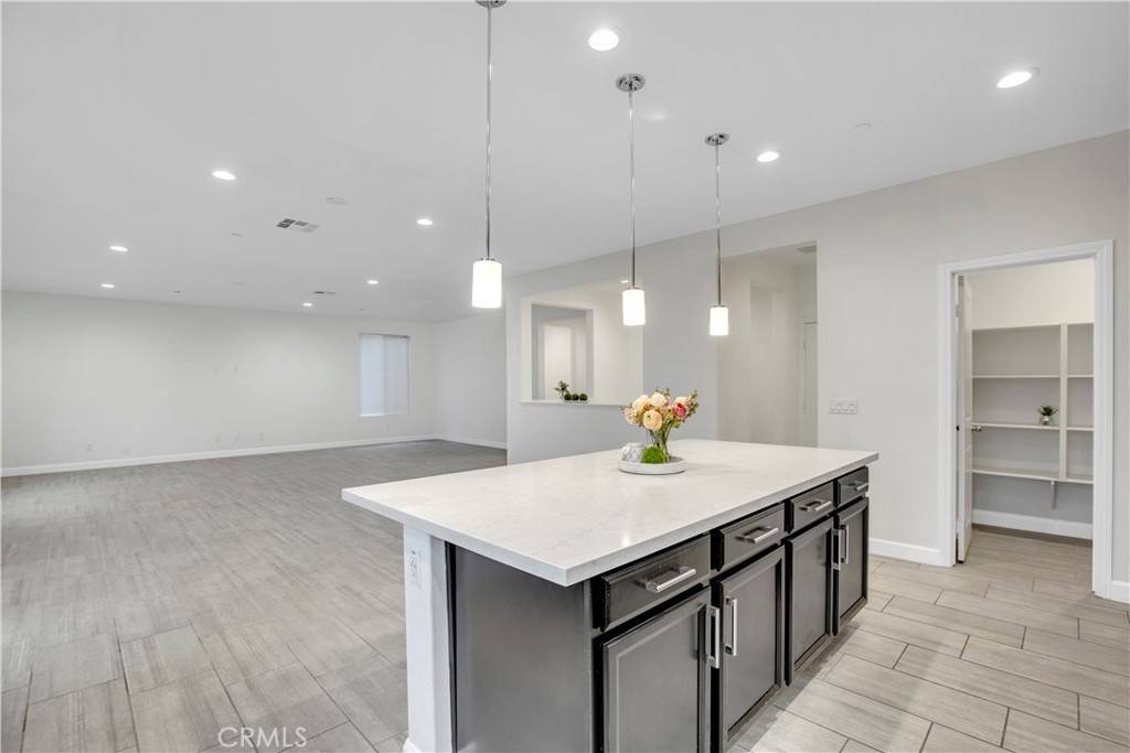 Ontario, CA 91762,4619 S Reflection LN