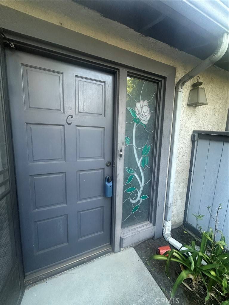 Monrovia, CA 91016,617 S Monterey AVE #C