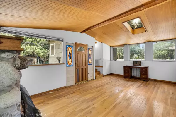 Sierra Madre, CA 91024,639 Woodland DR