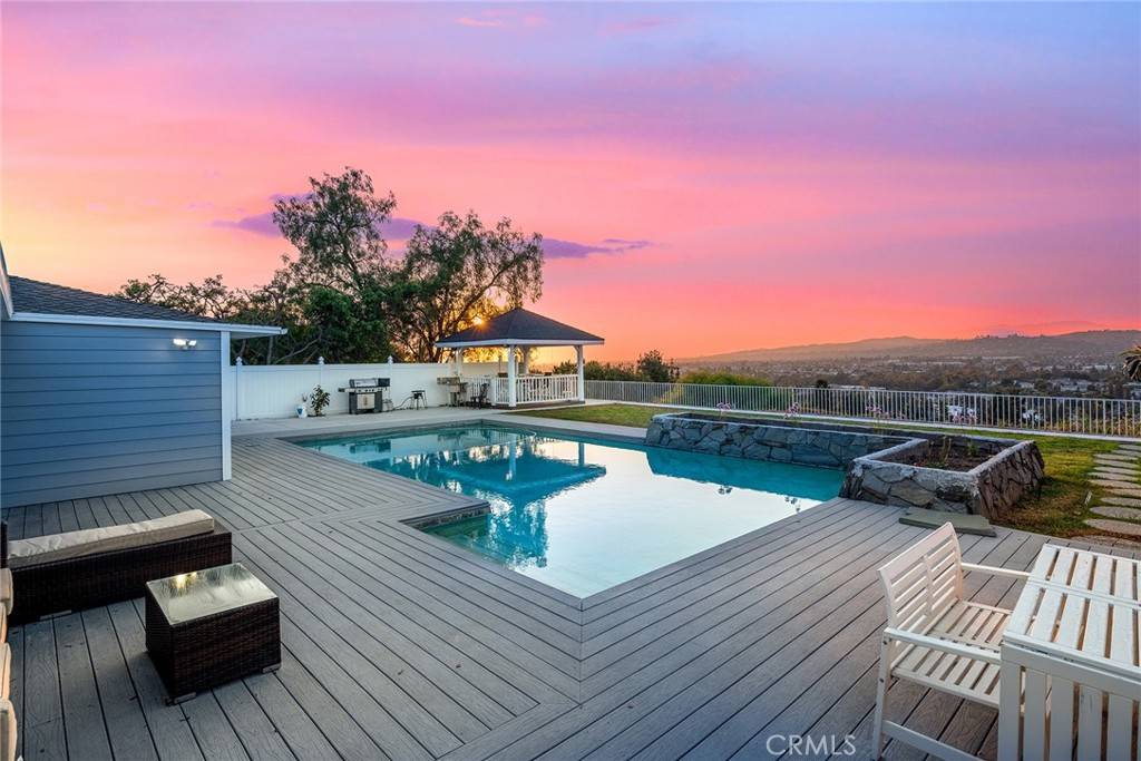 La Habra, CA 90631,761 W Country Hills DR