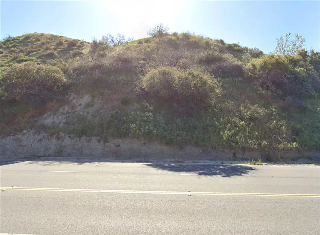Newhall, CA 91351,0 Sierra Hwy