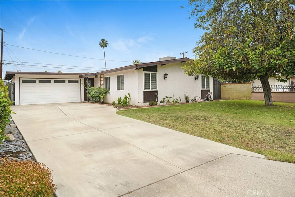 Azusa, CA 91702,137 N Viceroy AVE