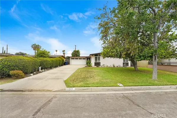 137 N Viceroy AVE, Azusa, CA 91702