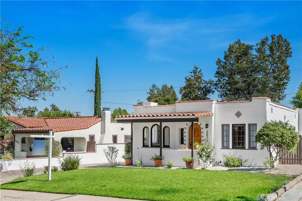 Pasadena, CA 91104,2030 Jefferson DR