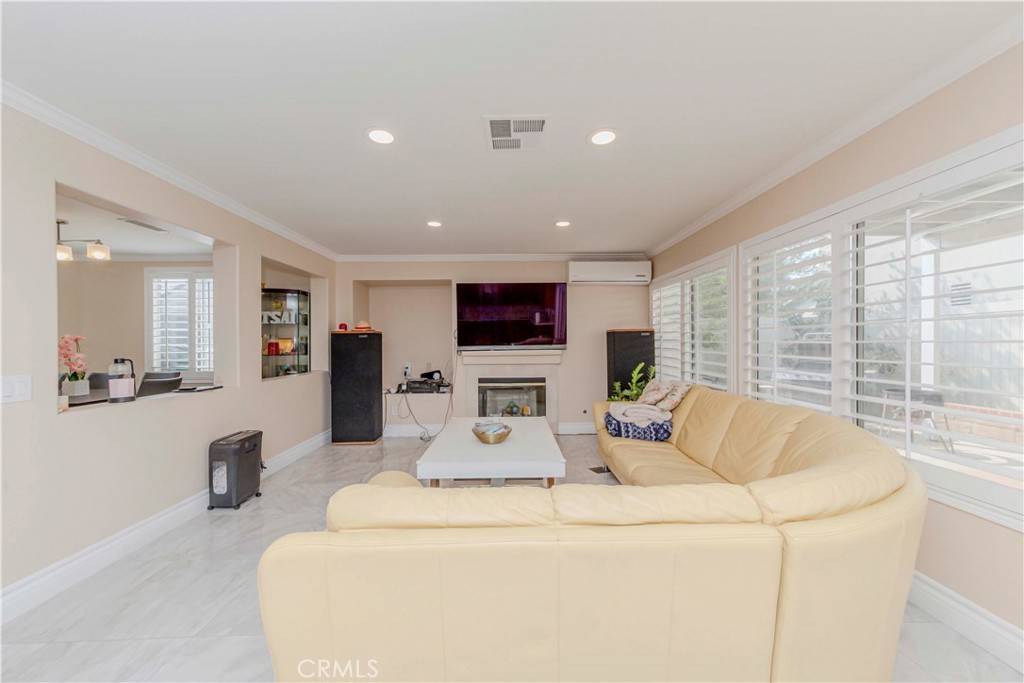West Covina, CA 91790,1528 W Delvale ST