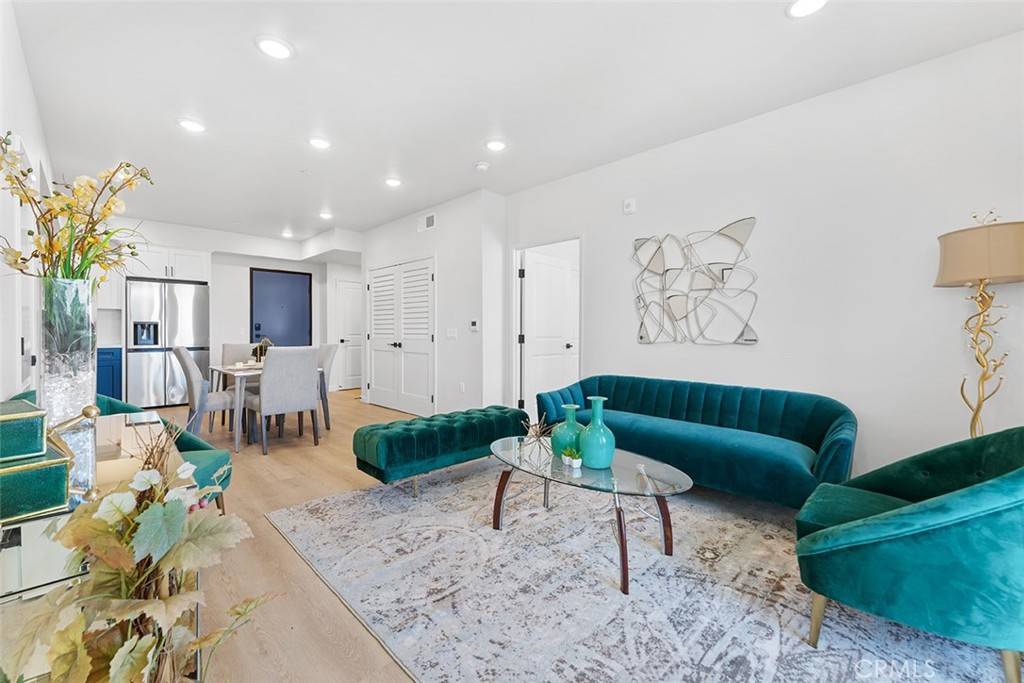 Arcadia, CA 91006,4064 E Live Oak AVE #401