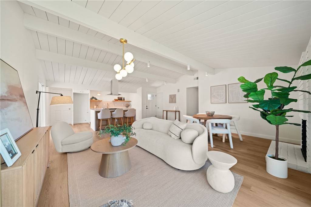 5839 Los Santos WAY, Buena Park, CA 90620