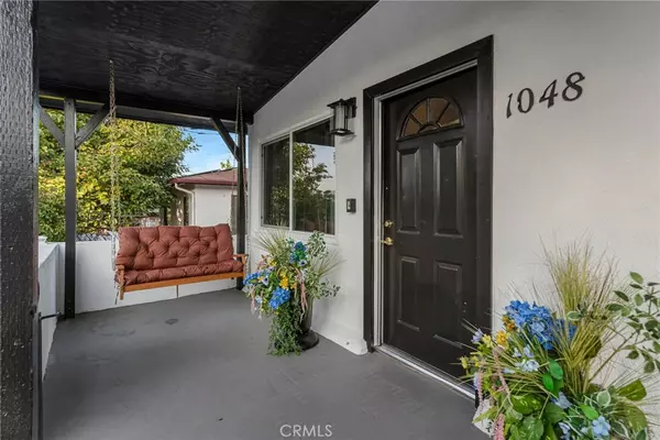 Los Angeles, CA 90042,1048 Dexter ST