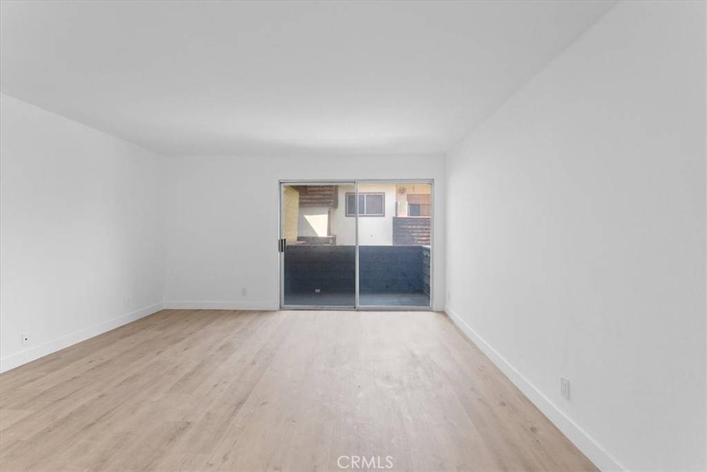 Encino, CA 91316,5403 Newcastle AVE #19