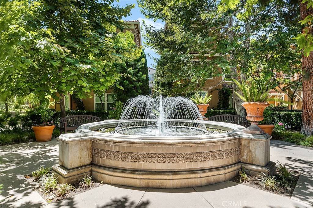 Pasadena, CA 91107,453 N Altadena DR #7