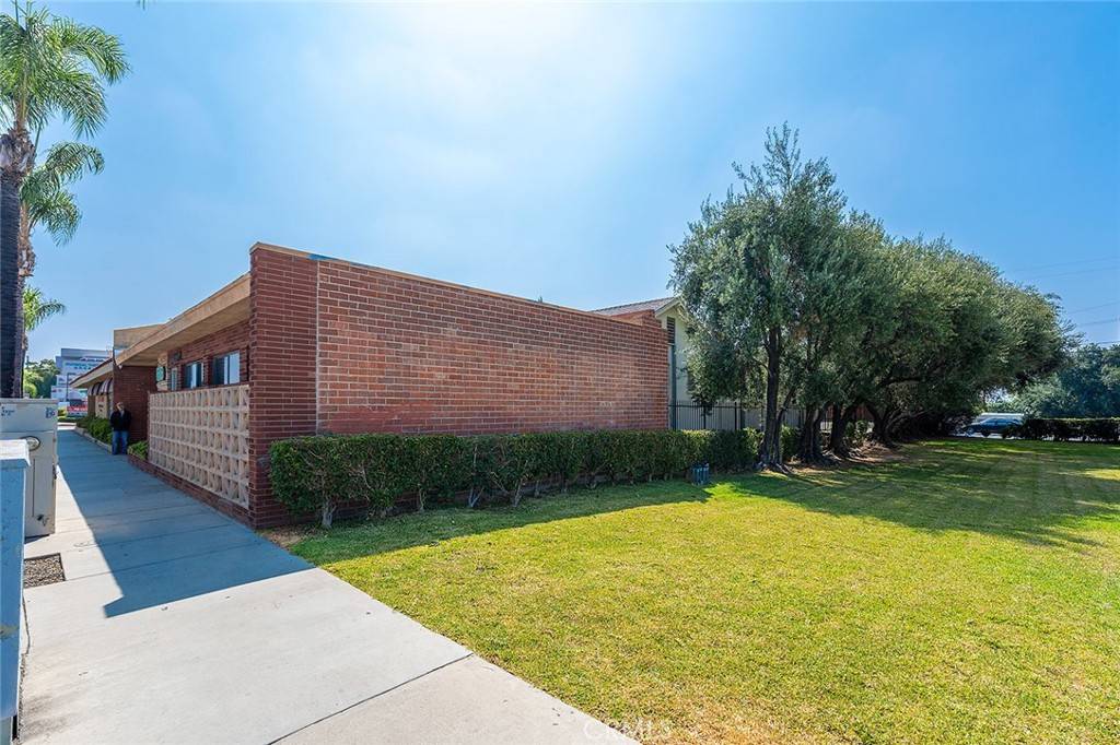 Alhambra, CA 91801,1224 E Main ST