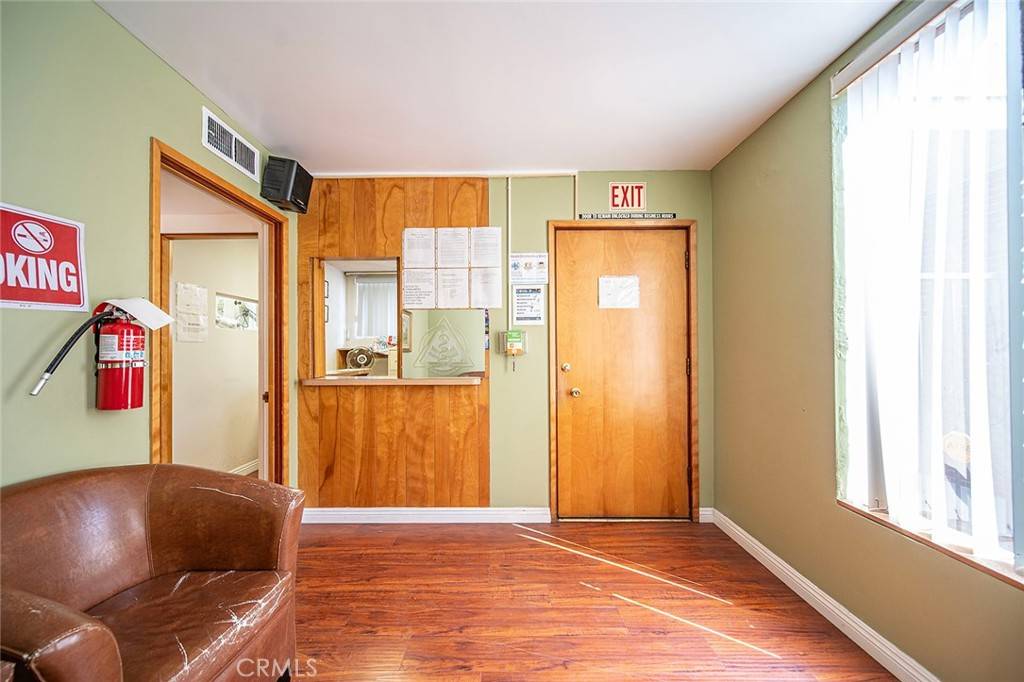 Alhambra, CA 91801,1224 E Main ST