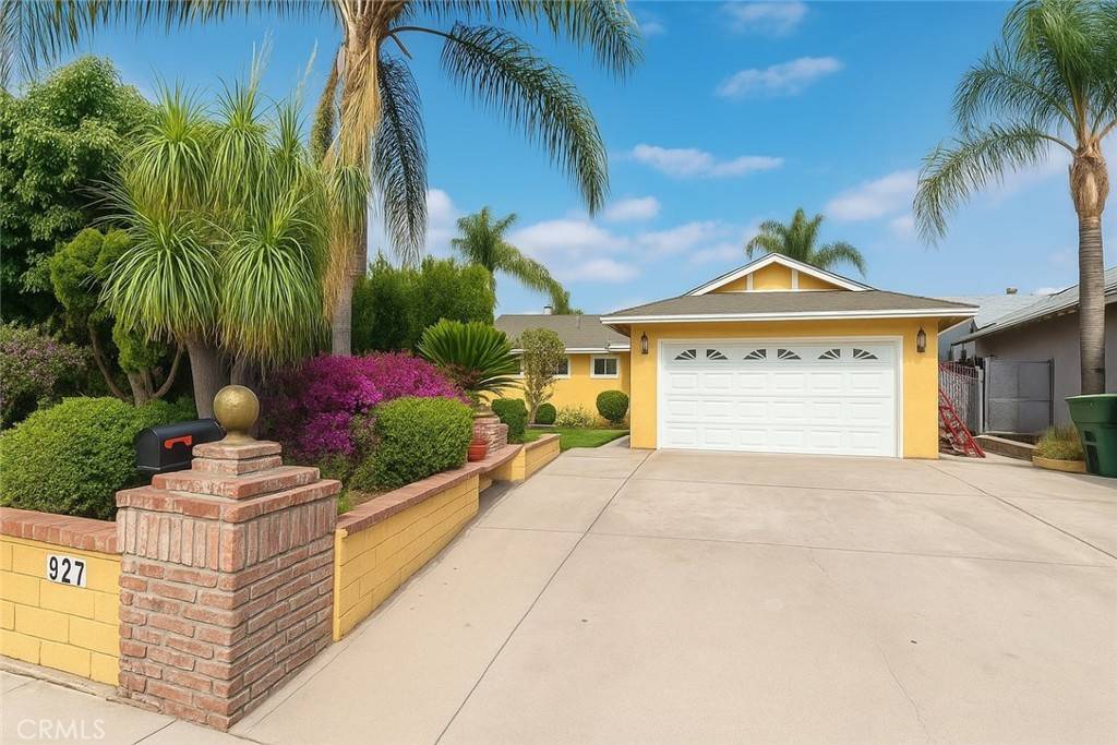 Ontario, CA 91764,927 N Glenn Ave