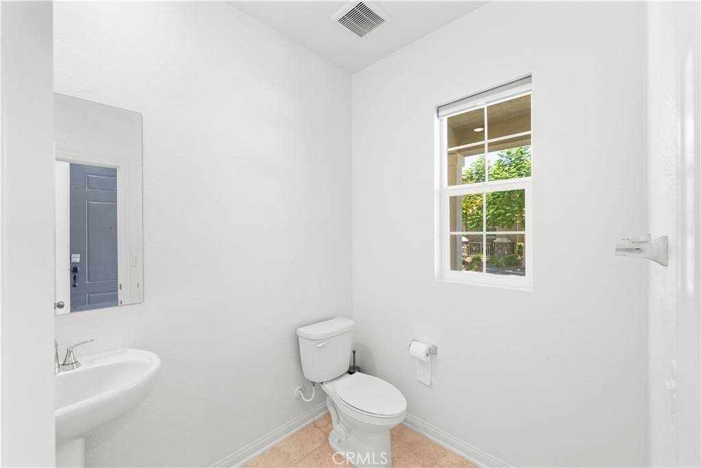 Chino, CA 91708,16017 Tanzinite LN