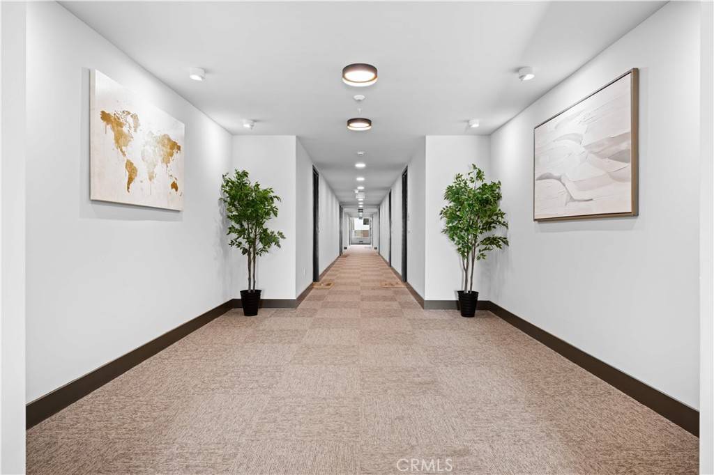 Pasadena, CA 91101,709 E Walnut ST #227