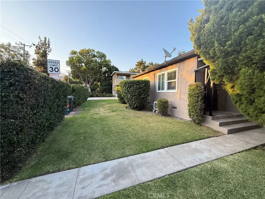 Monrovia, CA 91016,637 W Colorado BLVD
