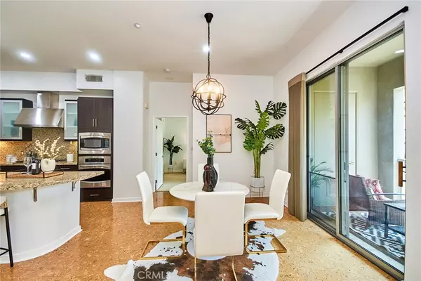 Irvine, CA 92612,21 Gramercy #313