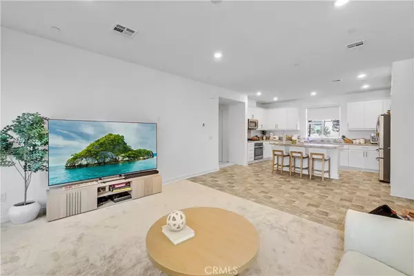 Ontario, CA 91761,3651 Shale AVE
