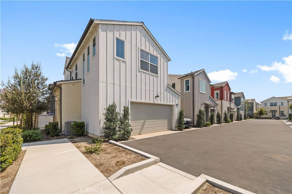 Ontario, CA 91762,4440 S Forsyth Paseo