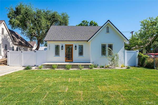 1951 Wagner ST, Pasadena, CA 91107