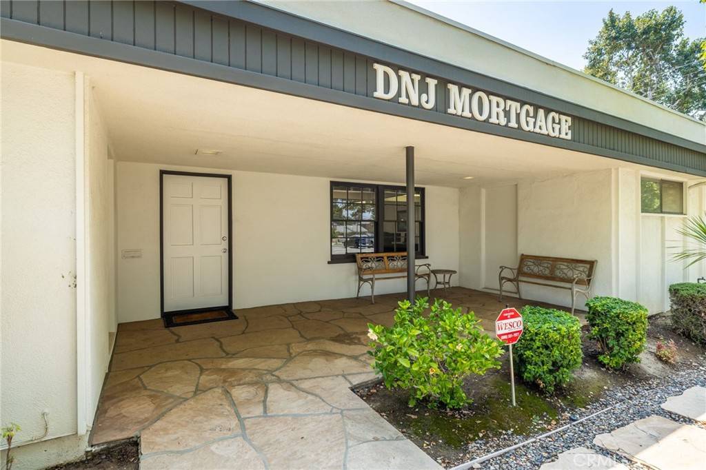 300 N San Dimas AVE, San Dimas, CA 91773