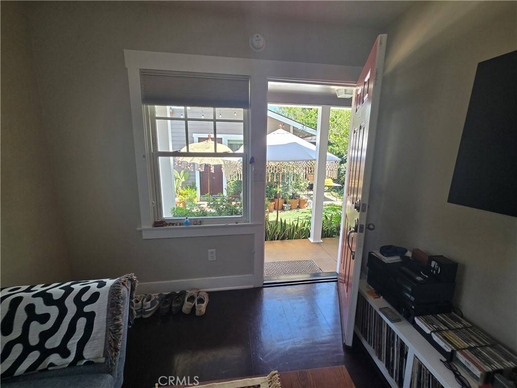 Pasadena, CA 91107,127 N San Marino AVE