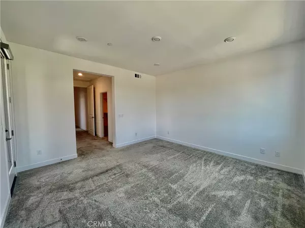 Irvine, CA 92618,114 Culture