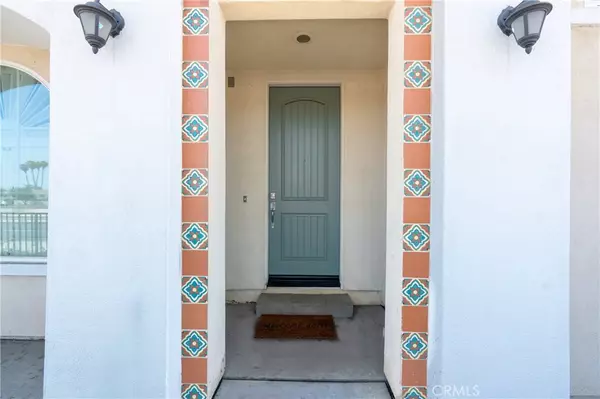 Pomona, CA 91767,227 Promenade ST