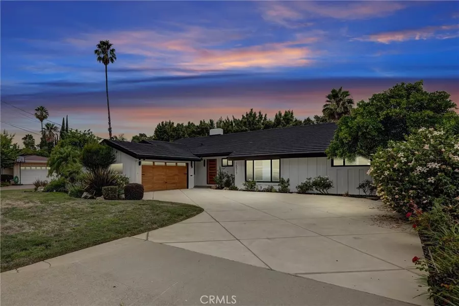 16517 Hartsook ST, Encino, CA 91436