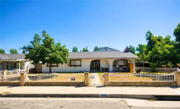2302 8th ST, La Verne, CA 91750