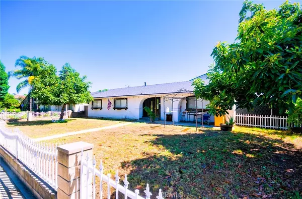 2302 8th ST, La Verne, CA 91750