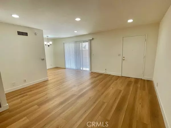 Hacienda Heights, CA 91745,1444 Countrywood AVE #23