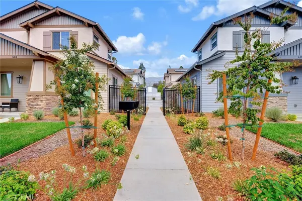 Monrovia, CA 91016,617 E Walnut AVE