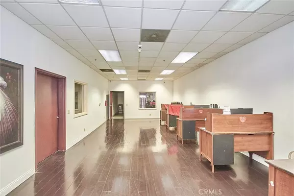 Alhambra, CA 91801,527 W Main ST