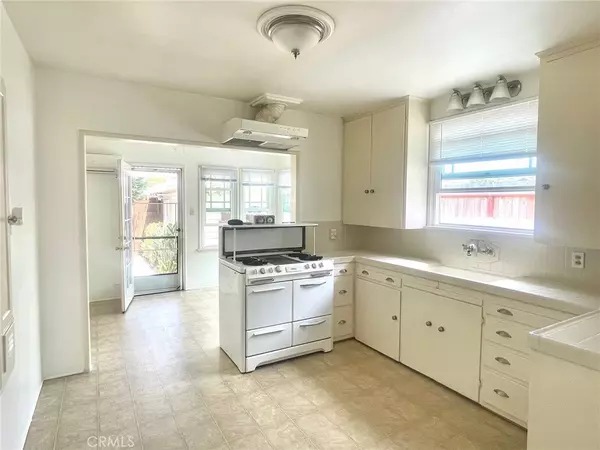 Signal Hill, CA 90755,3224 Cerritos AVE