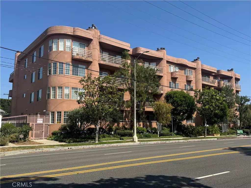 Toluca Lake, CA 91602,4310 Cahuenga BLVD #103