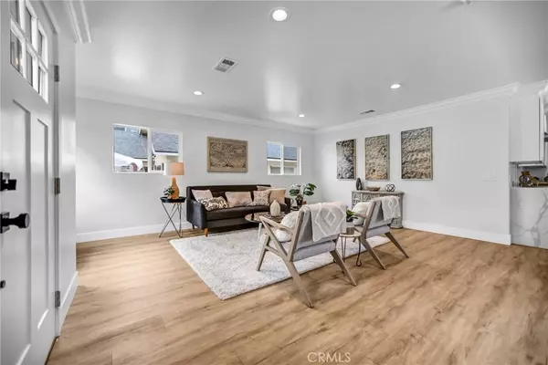 723 Chestnut AVE, Los Angeles, CA 90042