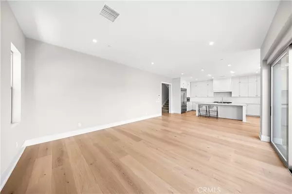 Irvine, CA 92618,130 Mossvine
