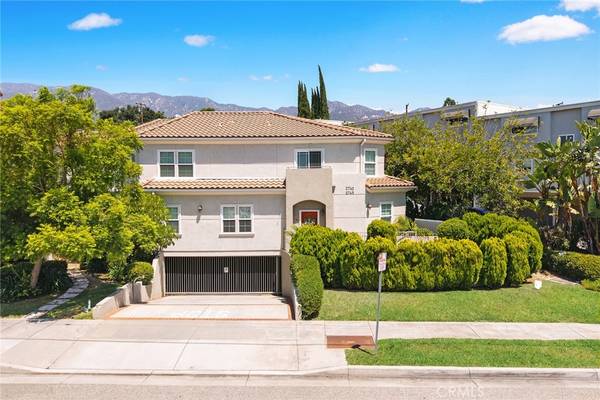 2745 Montrose AVE #102, Montrose, CA 91020