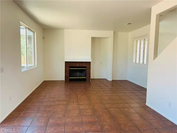 Victorville, CA 92392,13145 Falcon TRL