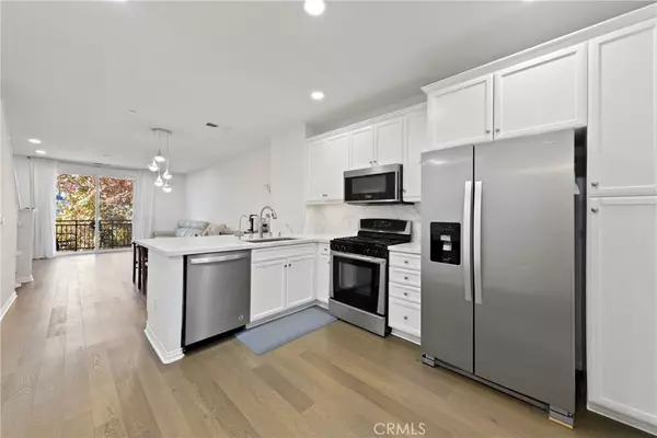 Westchester, CA 90045,8620 Belford #604