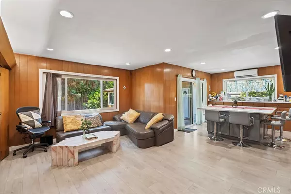 Alhambra, CA 91803,2409 Siwanoy Dr