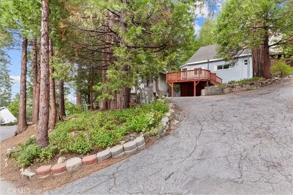 Twin Peaks, CA 92391,619 Rose