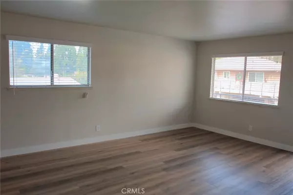 Azusa, CA 91702,1073 W Calle De La Luna #4