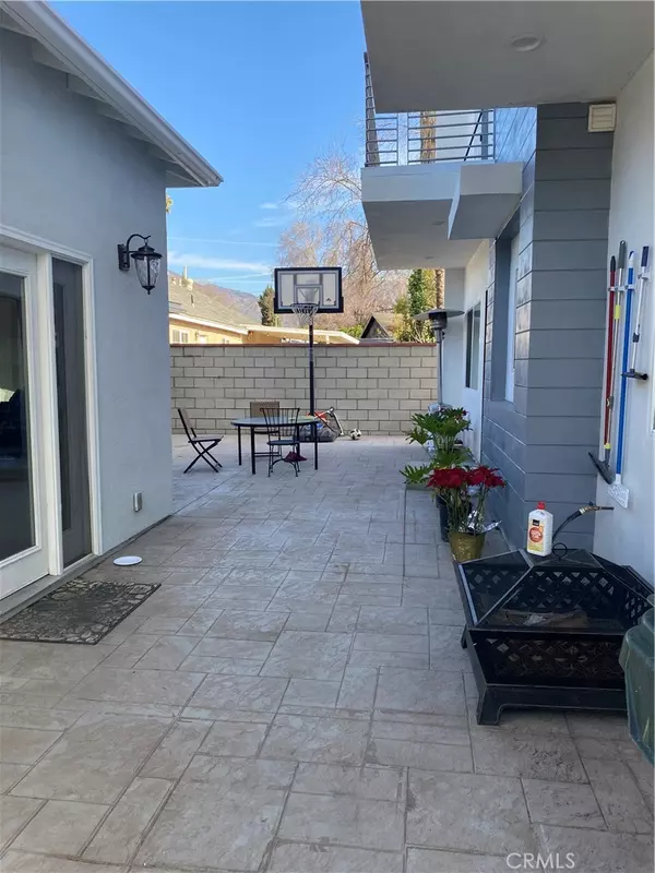 Duarte, CA 91010,2154 #1/2 Felberg AVE