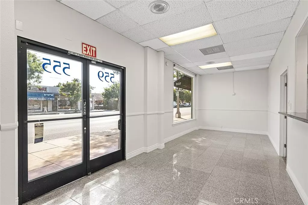 San Gabriel, CA 91776,555 W Las Tunas DR