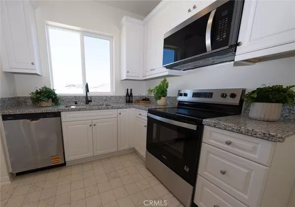 Lake Elsinore, CA 92530,4751 Sicily